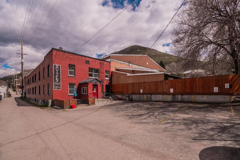 Suites Of Lava Hot Springs Exterior photo